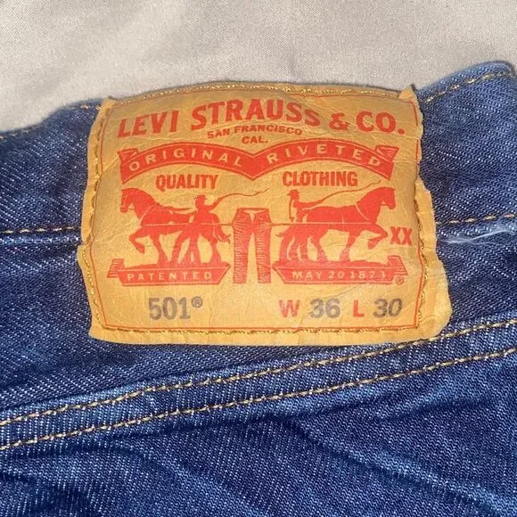 Vintage Levi’s 501 Dark Blue Jeans Size 34x30 Button Fly Retro Denim Men's Jeans - Picture 6 of 10